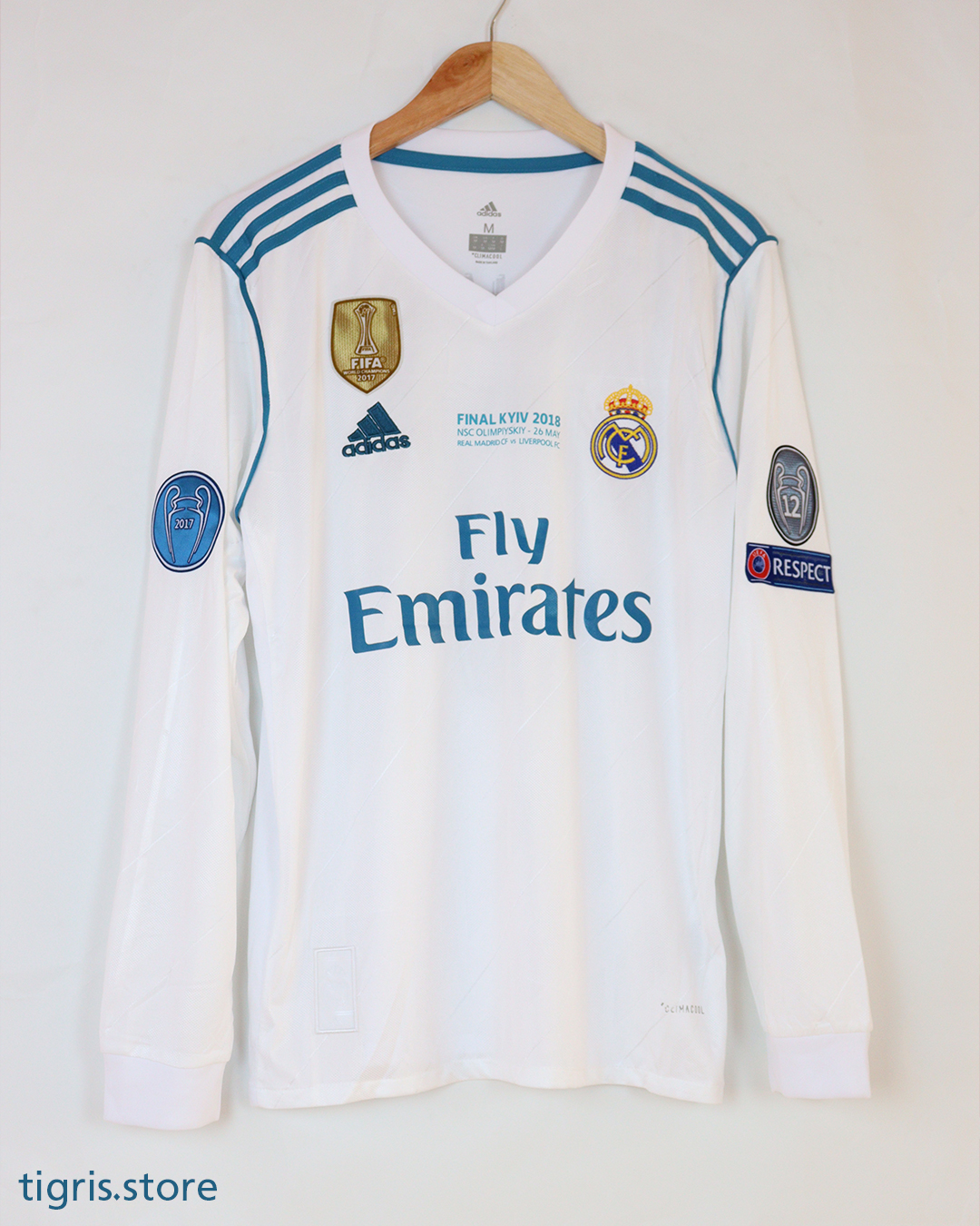 ريال مدريد الأبيض 2018 (كم طويل)/ رونالدو