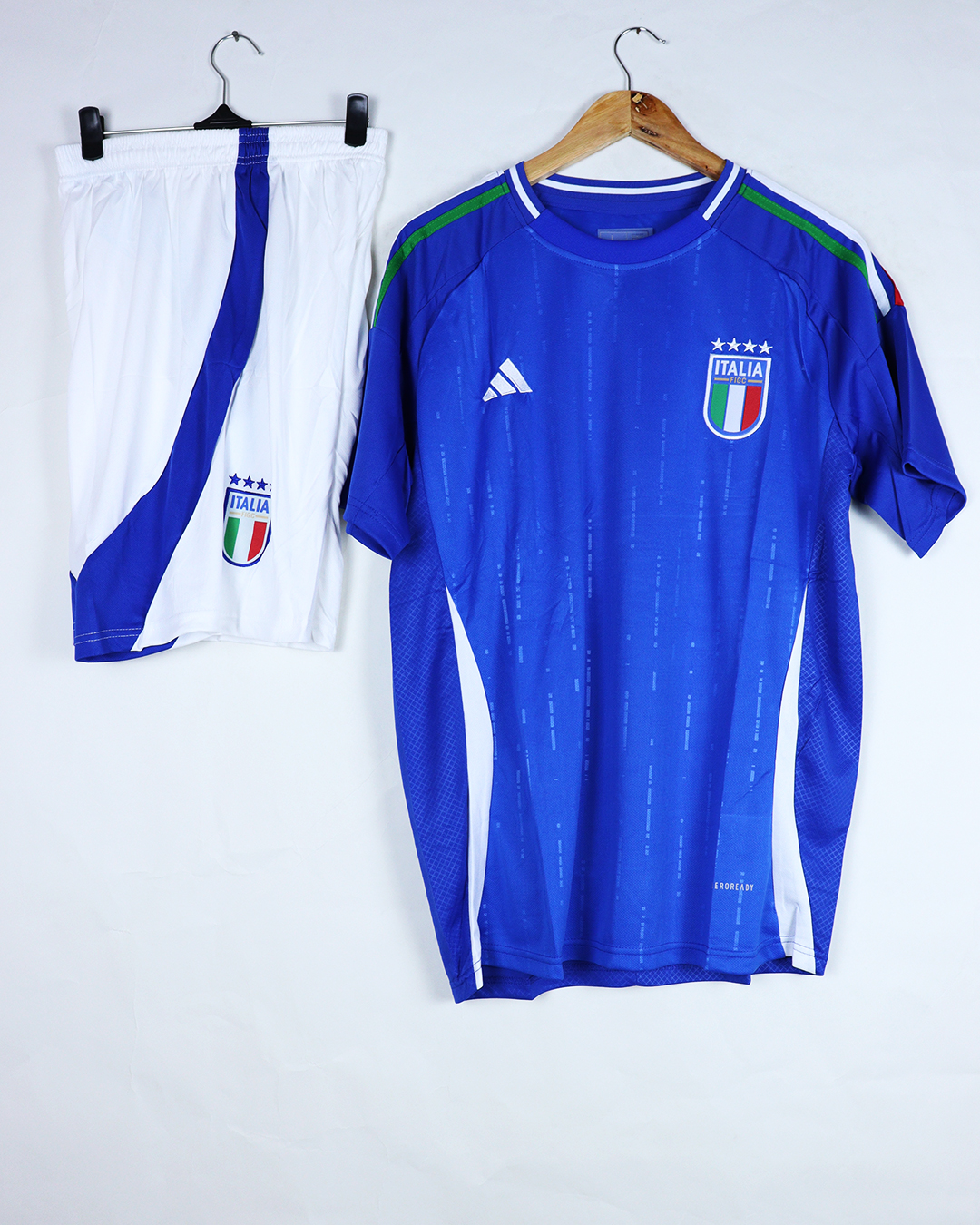 ايطاليا الأزرق 24/25