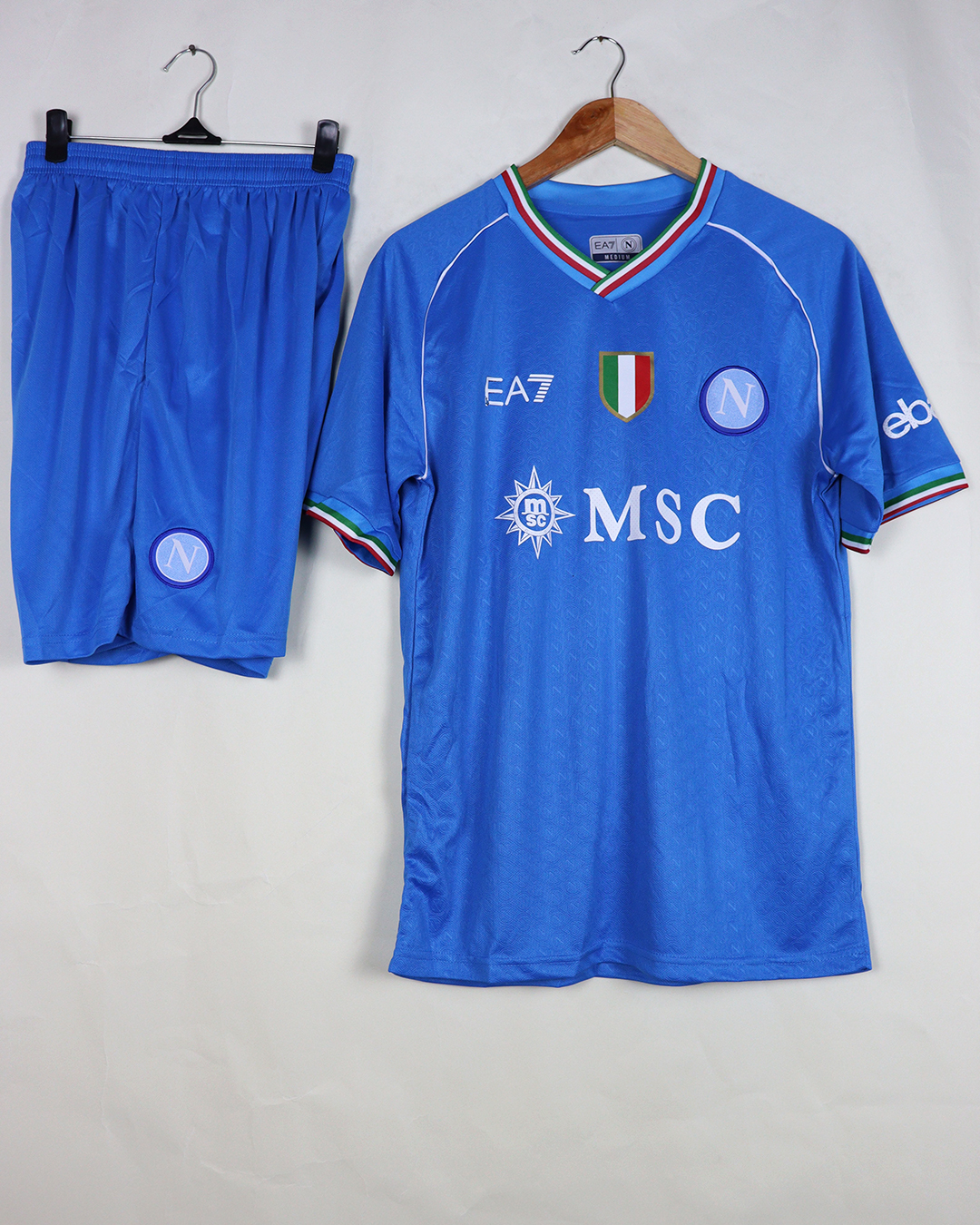 نابولي الأساسي 23/24